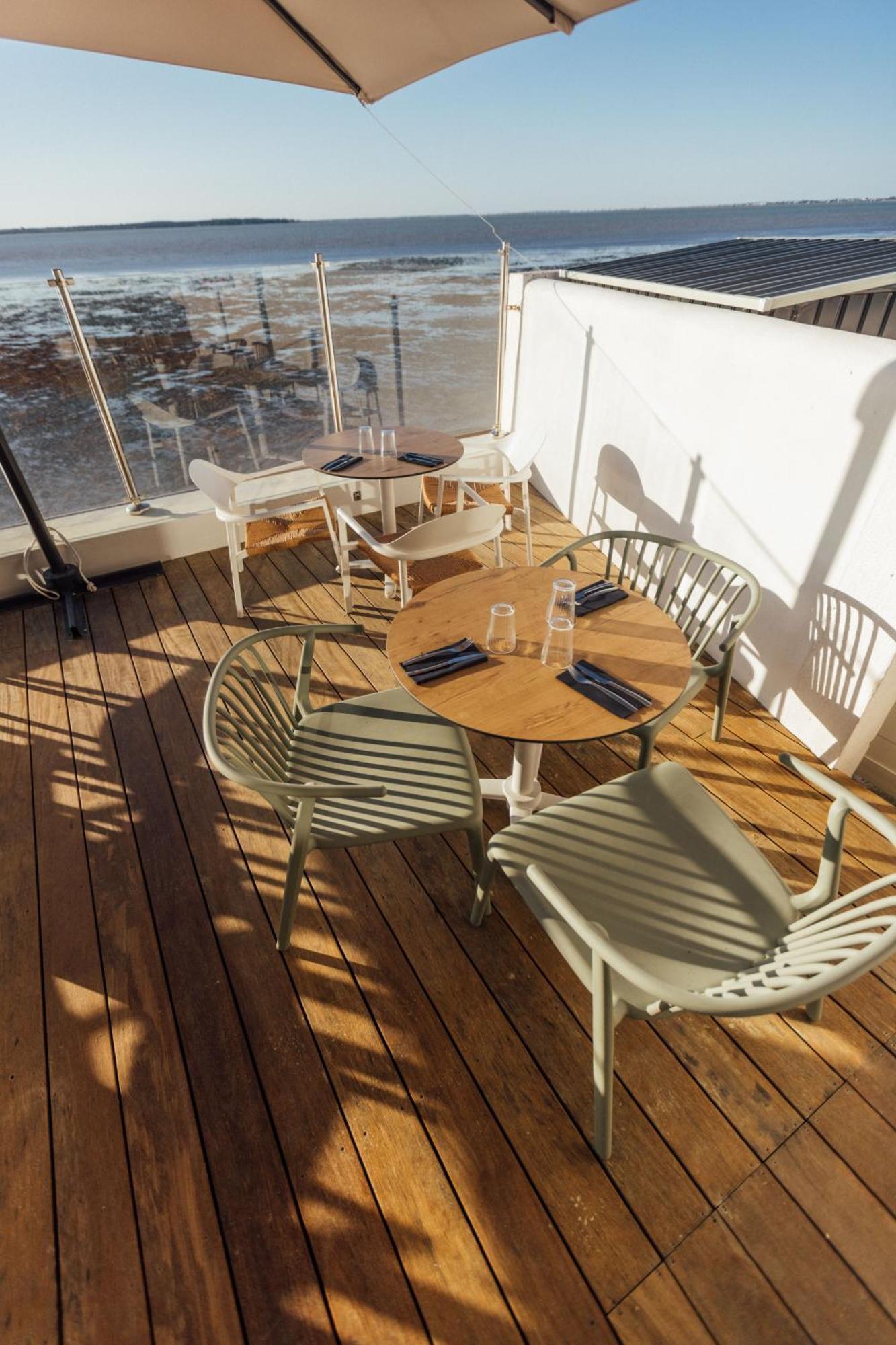 Beach Hotel - Le Grand Chalet Ronce les Bains Zewnętrze zdjęcie