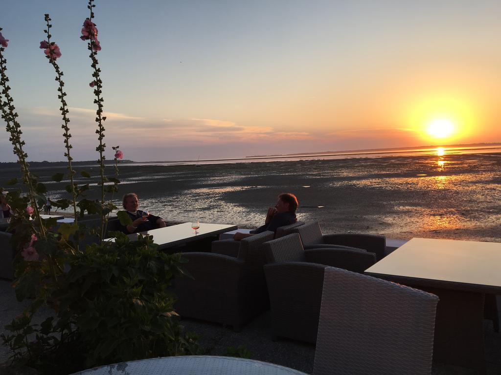 Beach Hotel - Le Grand Chalet Ronce les Bains Zewnętrze zdjęcie